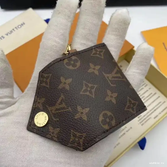 WIS KEY POUCH LOUIS CHARM VUITTON HOLDER AND KIRIGAMI BAG 0523